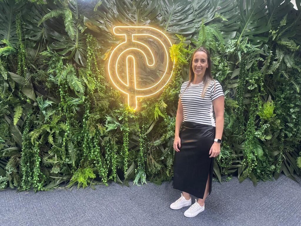 Dra. Renata Siqueira: 18 anos dedicados à fisioterapia e inovação em tratamentos funcionais