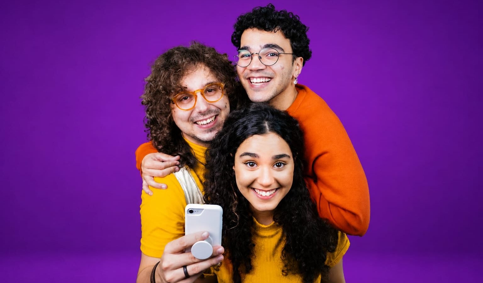 Na Flamus, Cainã, Cauê e Ynaê poderão mostrar materiais que nem sempre encontram espaço nas redes sociais abertas.