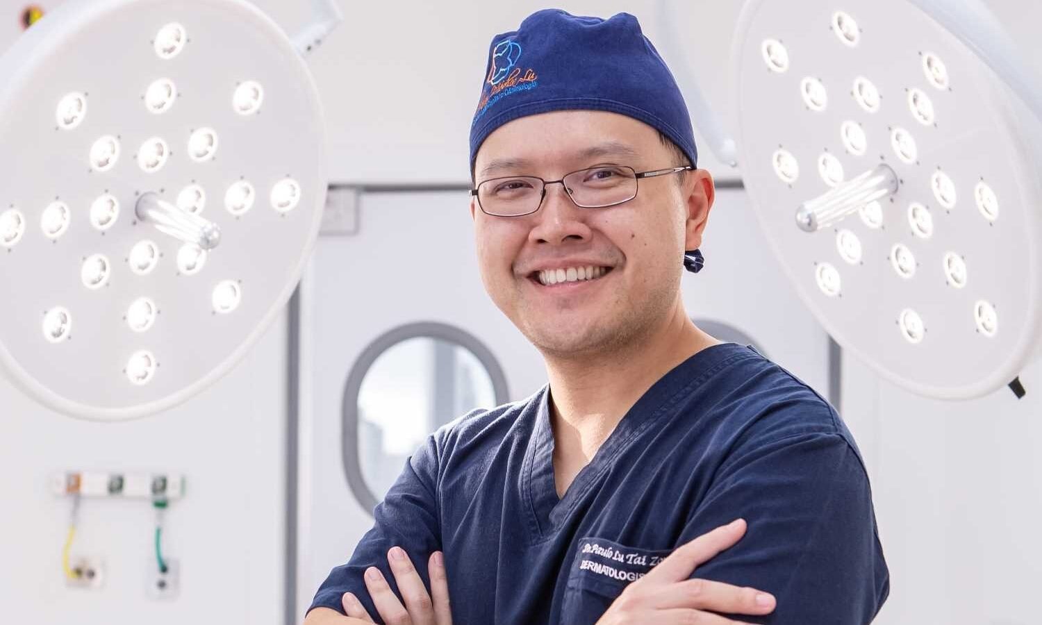 Body Hair Transplant, a técnica que usa pelos da barba como área doadora complementar para tratar calvícies extensas, sob o ângulo de comportamento e estética masculina.