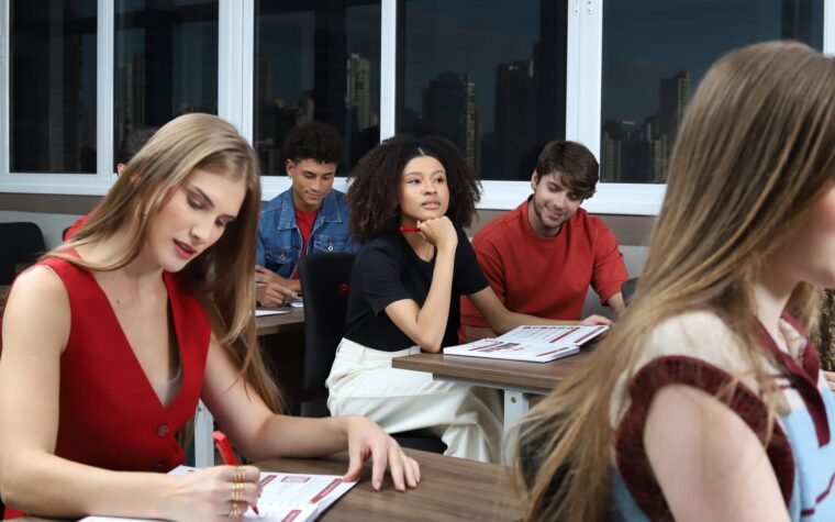 Pós-graduação ainda vale a pena? Como avaliar antes de se matricular