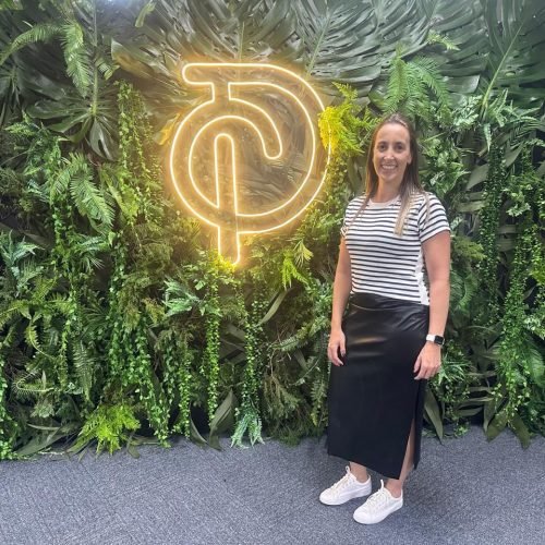Dra. Renata Siqueira: 18 anos dedicados à fisioterapia e inovação em tratamentos funcionais