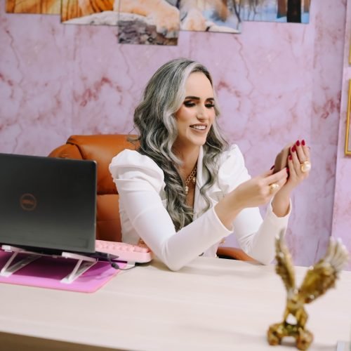 Dra. Isabella Moura É Reconhecida Como Um Dos Grandes Nomes Nacionais Em Terapia Sexual E Psicanálise Ao Final De 2025