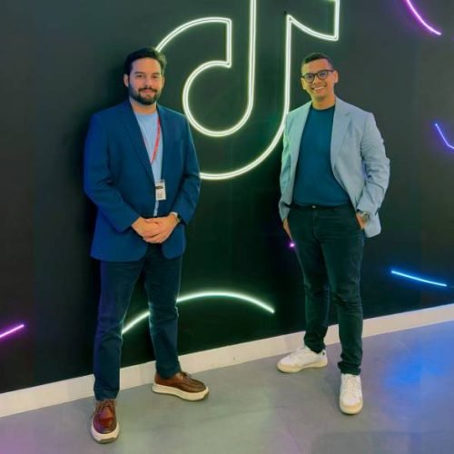 Fundadores da Maxfem entram no mercado pet com marca digital e apostam na creator economy para faturar R$ 12 milhões no primeiro ano
